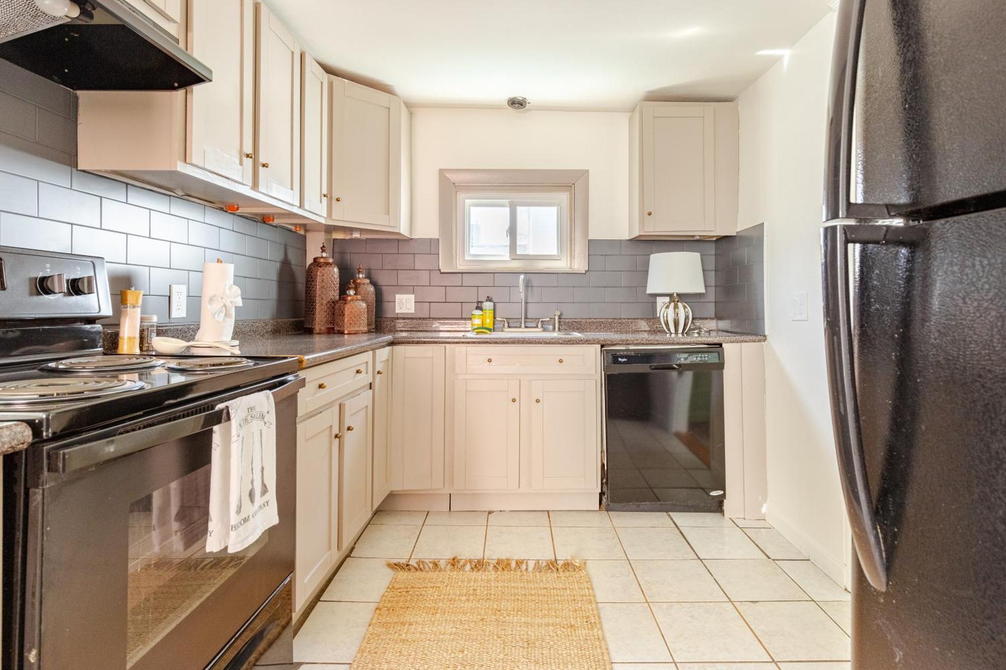 Moody Salem Home Away From Home Luaran gambar